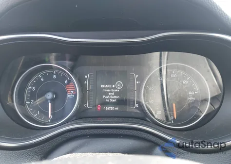 2019 Jeep Cherokee Latitude Plus 4X4 z USA, uszkodzony, nr VIN 1C4PJMLB3KD233477